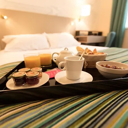 Montbriand - Ancien Alixia 4*