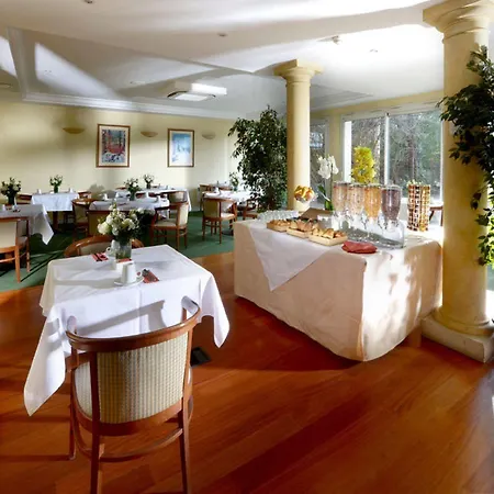 Hotel Montbriand - Ancien Alixia 4*